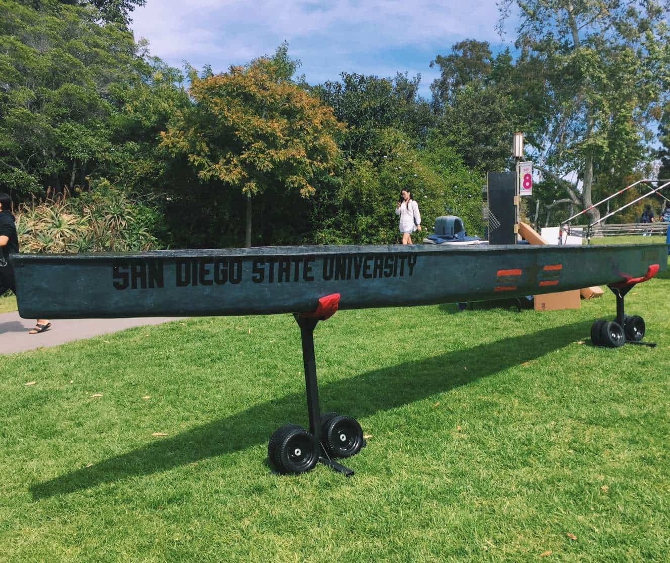 San Diego State University 2017 concrete canoe entry colored using Davis Colors concrete pigments