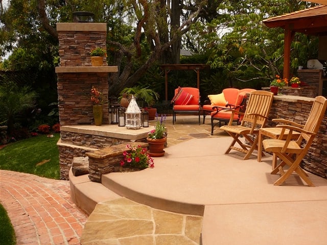 The concrete pigment used on this patio in La Jolla, CA was Davis Colors Harvest Gold.  The contractor was AJ Criss Landscaping (www.ajcriss.com).  The ready mix company was Vulcan Materials (www.vulcanmaterials.com).